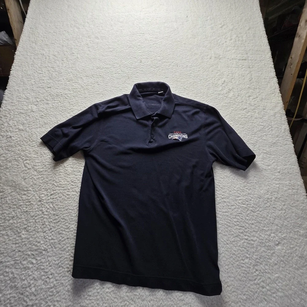 New England Patriots Polo Shirt Mens Medium NFL Football Champions Cutter & Buck